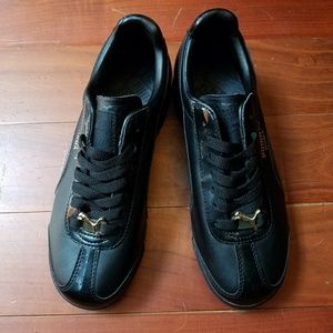 Brand new Puma Loma sneakers black